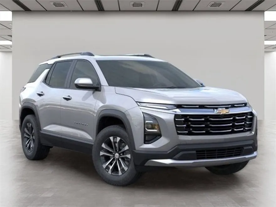 2026 Chevrolet Equinox LT photo 1