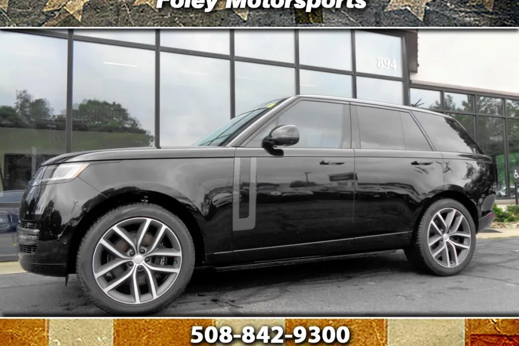 2024 Land Rover Range Rover SE photo 1