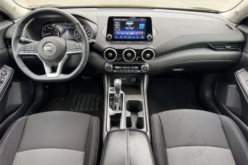 2021 Nissan Sentra SV photo 1