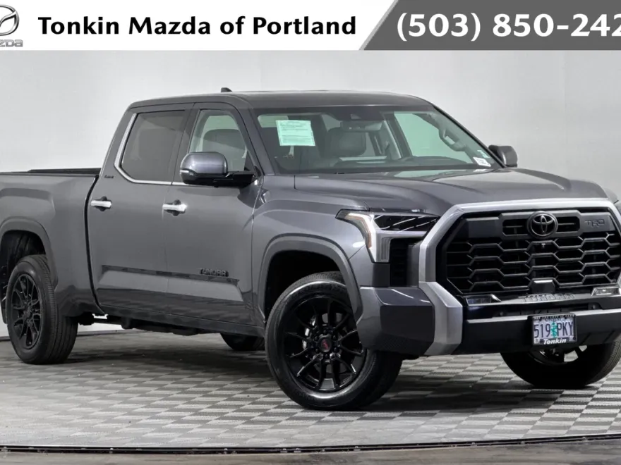 2023 Toyota Tundra Limited photo 1