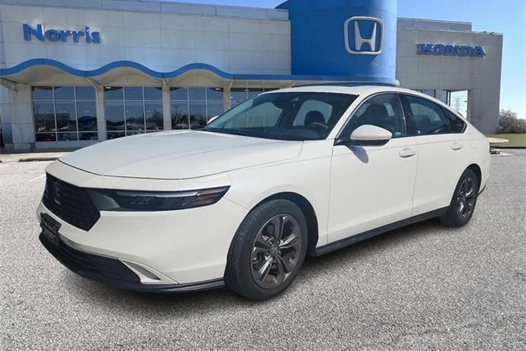 2023 Honda Accord EX photo 1