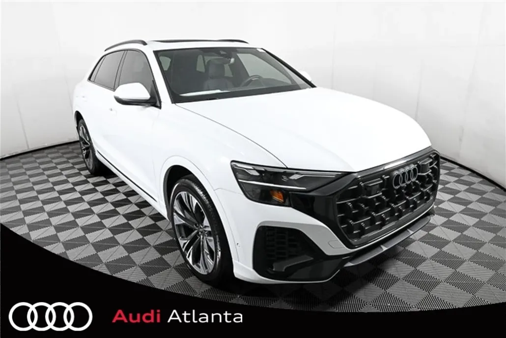 2025 Audi Q8 55 Premium photo 1
