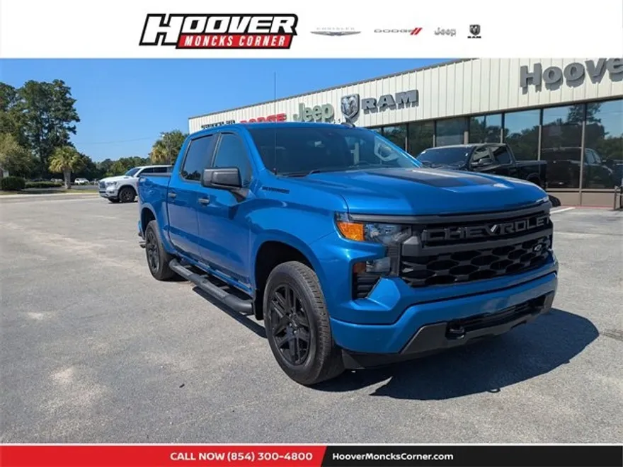 2022 Chevrolet Silverado 1500 Custom Rally Edition photo 1