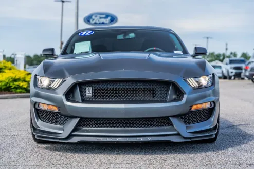2017 Ford Mustang Shelby GT350 photo 2
