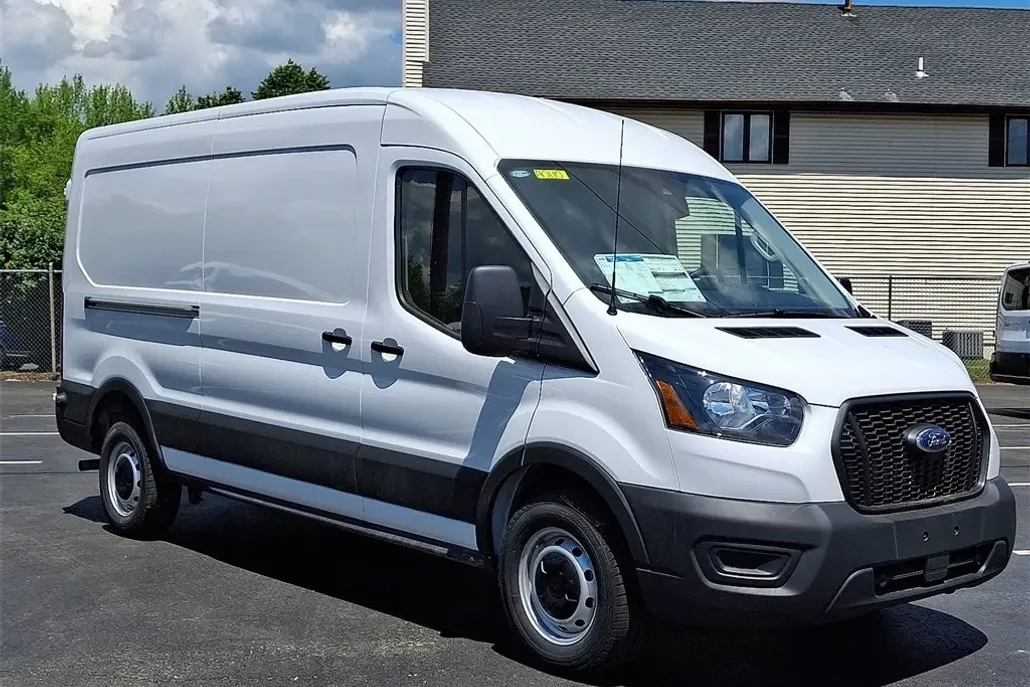 2025 Ford Transit photo 1