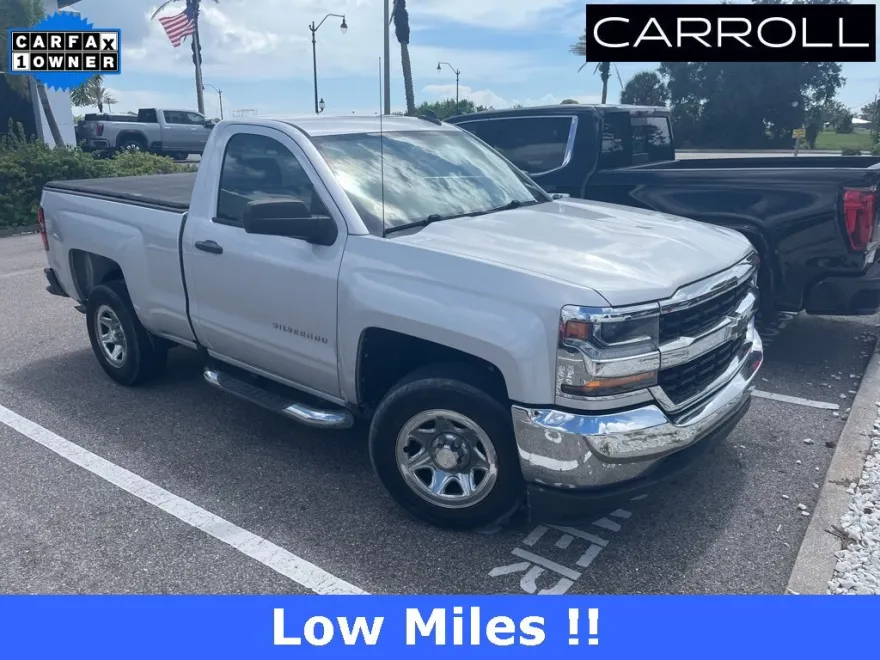 2017 Chevrolet Silverado 1500 photo 1