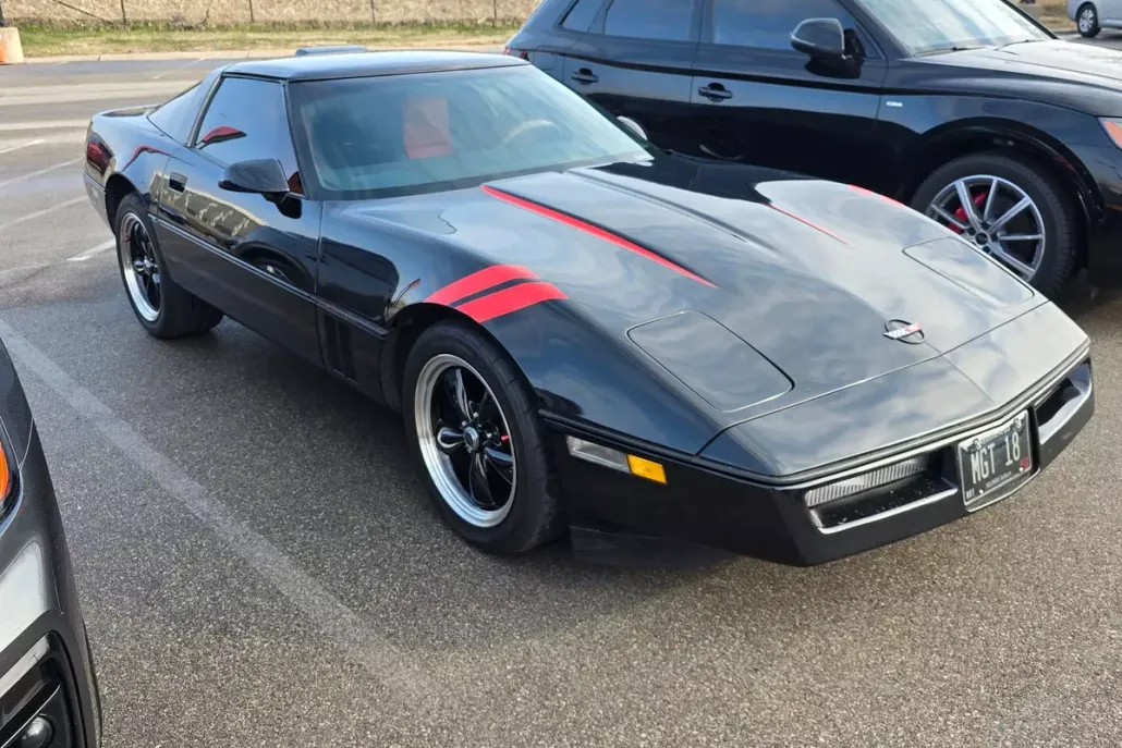 1986 Chevrolet Corvette Base photo 1