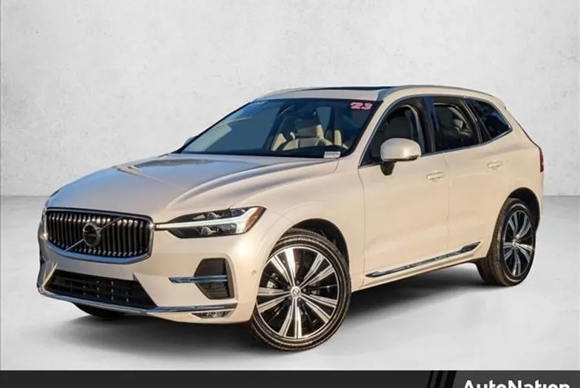 2023 Volvo XC60 B5 Ultimate photo 1