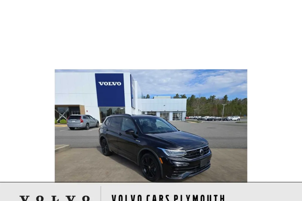 2022 Volkswagen Tiguan SE R-Line Black photo 1