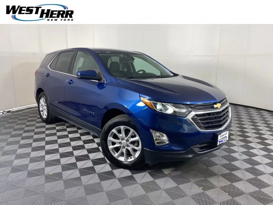 2020 Chevrolet Equinox LT photo 1