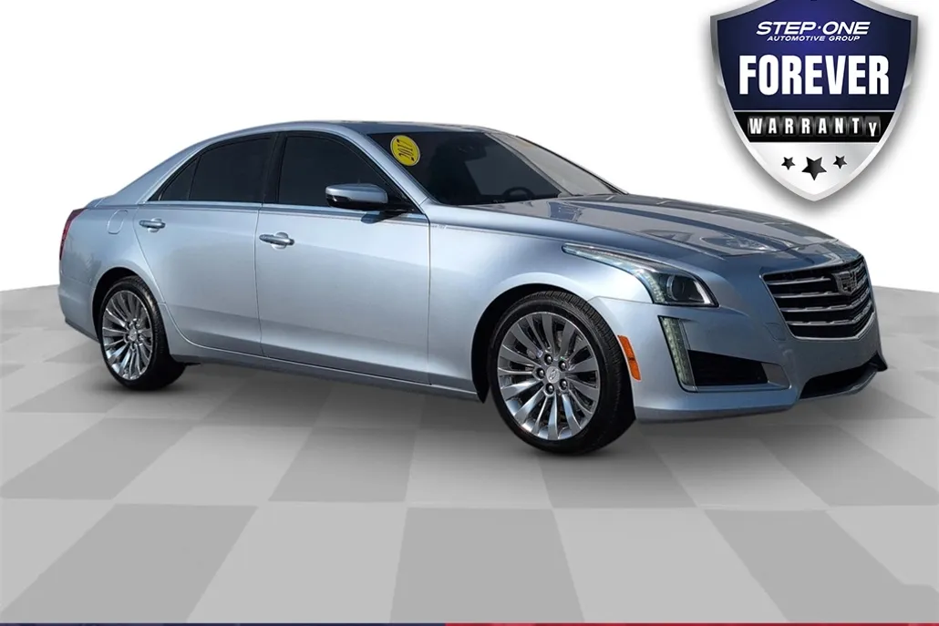 2017 Cadillac CTS Luxury photo 1