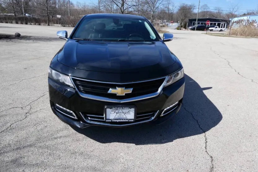 2019 Chevrolet Impala Premier photo 1