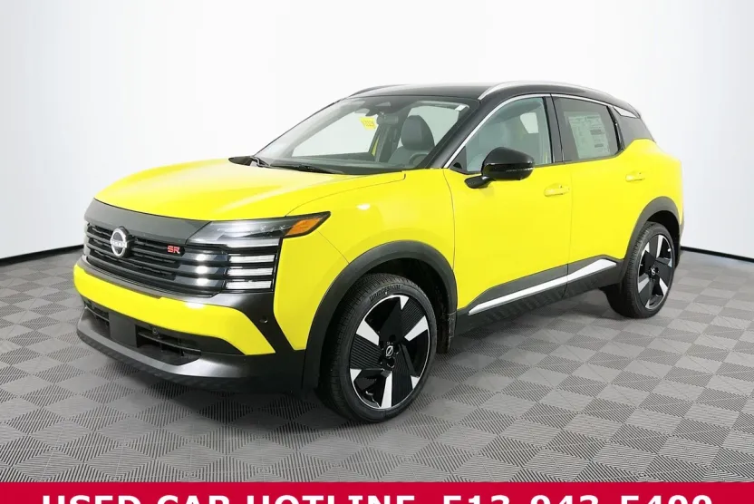 2025 Nissan Kicks SR photo 1