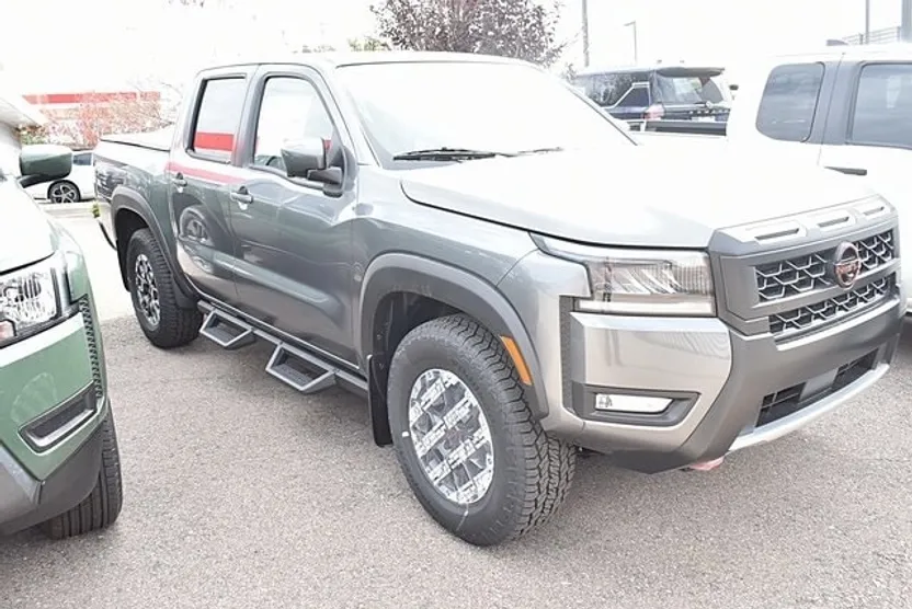 2026 Nissan Frontier PRO-4X photo 1