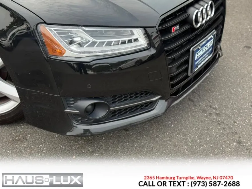 2017 Audi S8 Quattro Plus photo 1