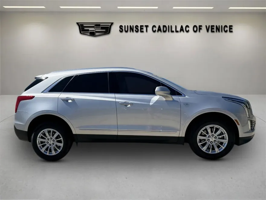 2019 Cadillac XT5 photo 1