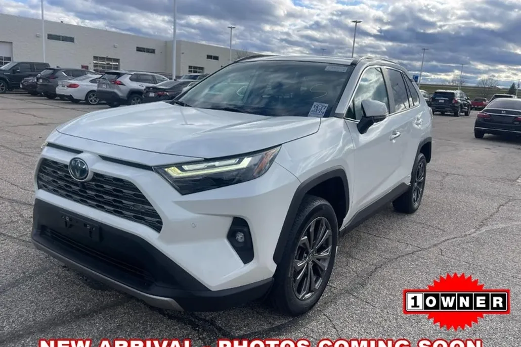 2022 Toyota RAV4 Hybrid Limited photo 1