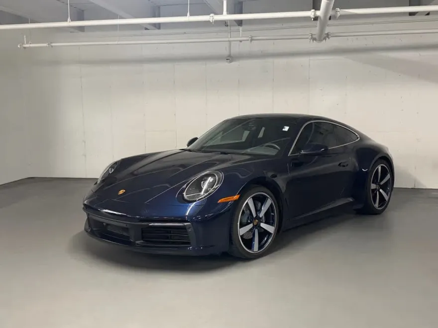 2022 Porsche 911 4 photo 1