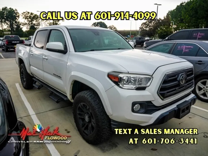 2019 Toyota Tacoma SR5 photo 1
