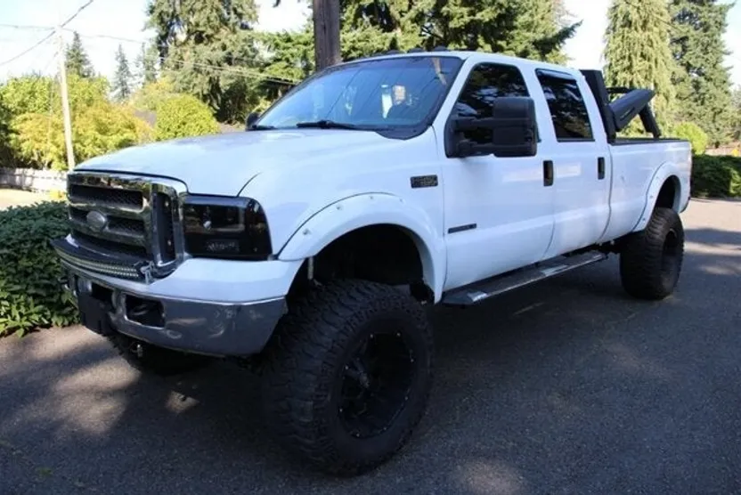 2002 Ford F-350 XLT photo 1