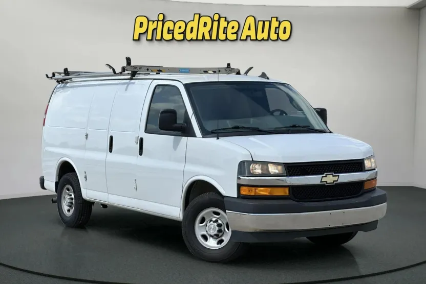 2019 Chevrolet Express 2500 Cargo Van photo 1
