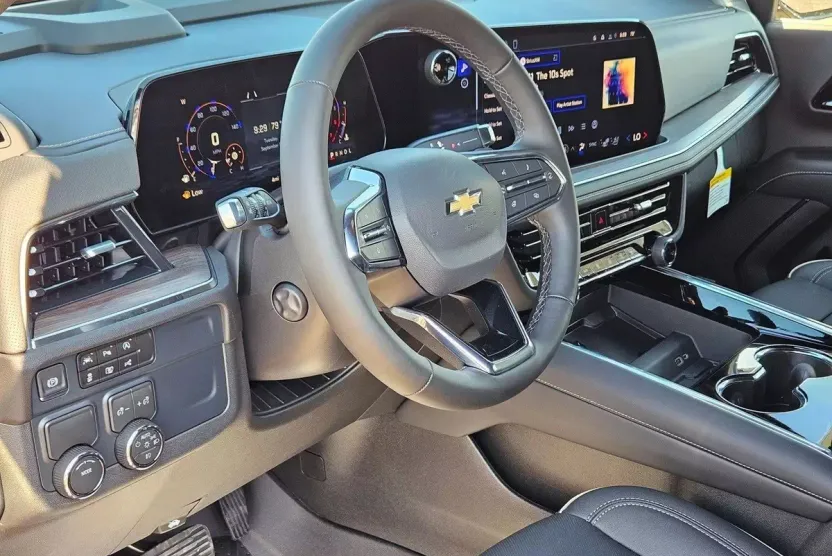 2026 Chevrolet Tahoe Premier photo 1