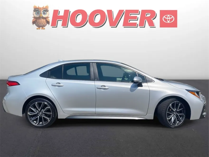 2021 Toyota Corolla SE photo 1