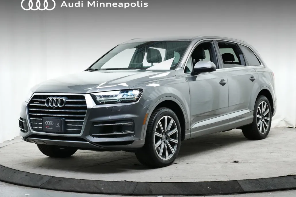 2017 Audi Q7 3.0T Premium Plus photo 1