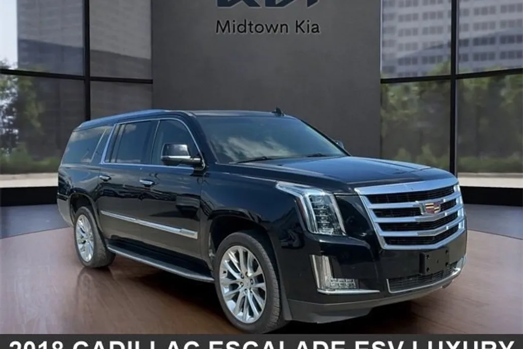 2018 Cadillac Escalade ESV Luxury photo 1