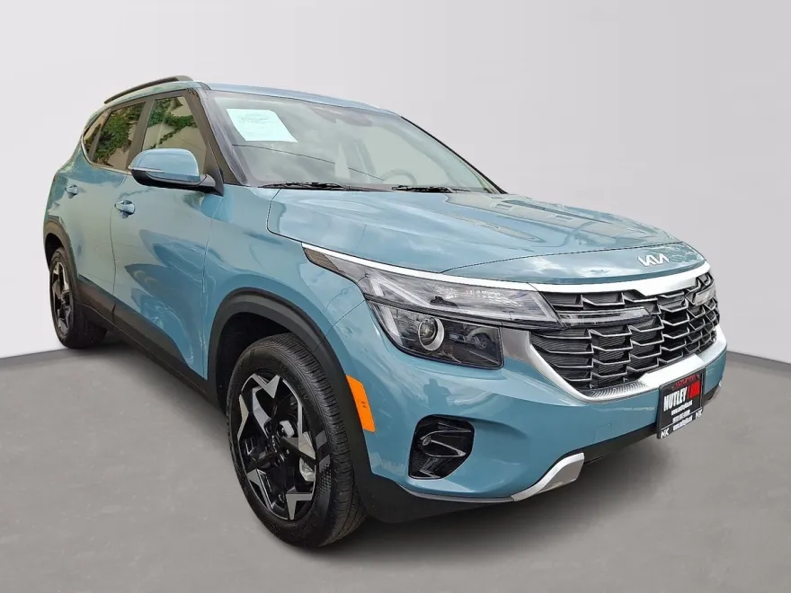 2024 Kia Seltos EX photo 1