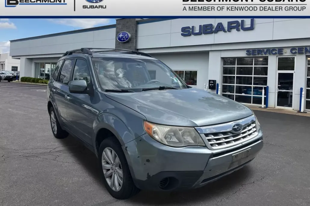 2012 Subaru Forester 2.5X Limited photo 1