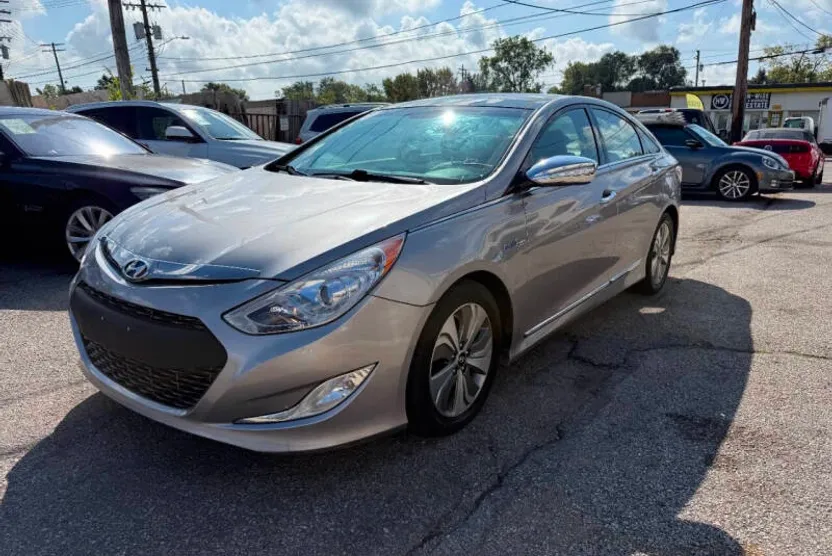 2014 Hyundai Sonata Hybrid Limited photo 1