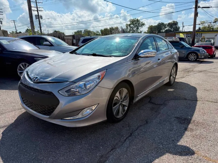 2014 Hyundai Sonata Hybrid Limited photo 1