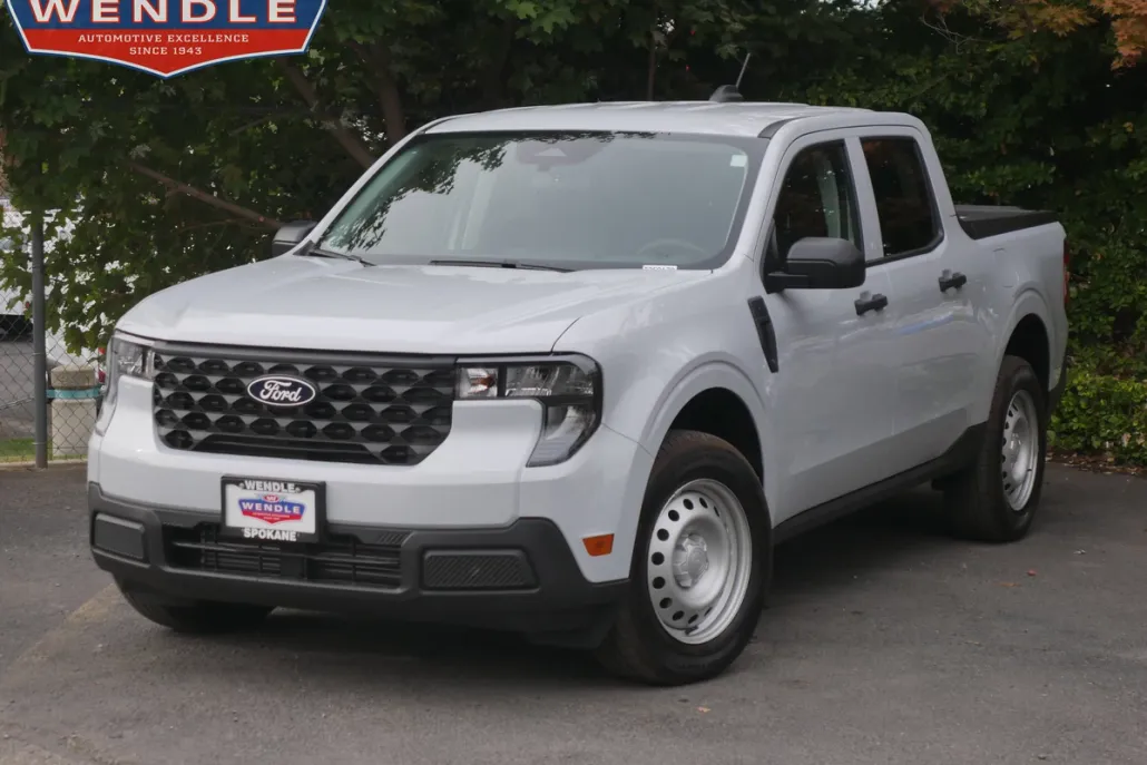 2025 Ford Maverick XL photo 1