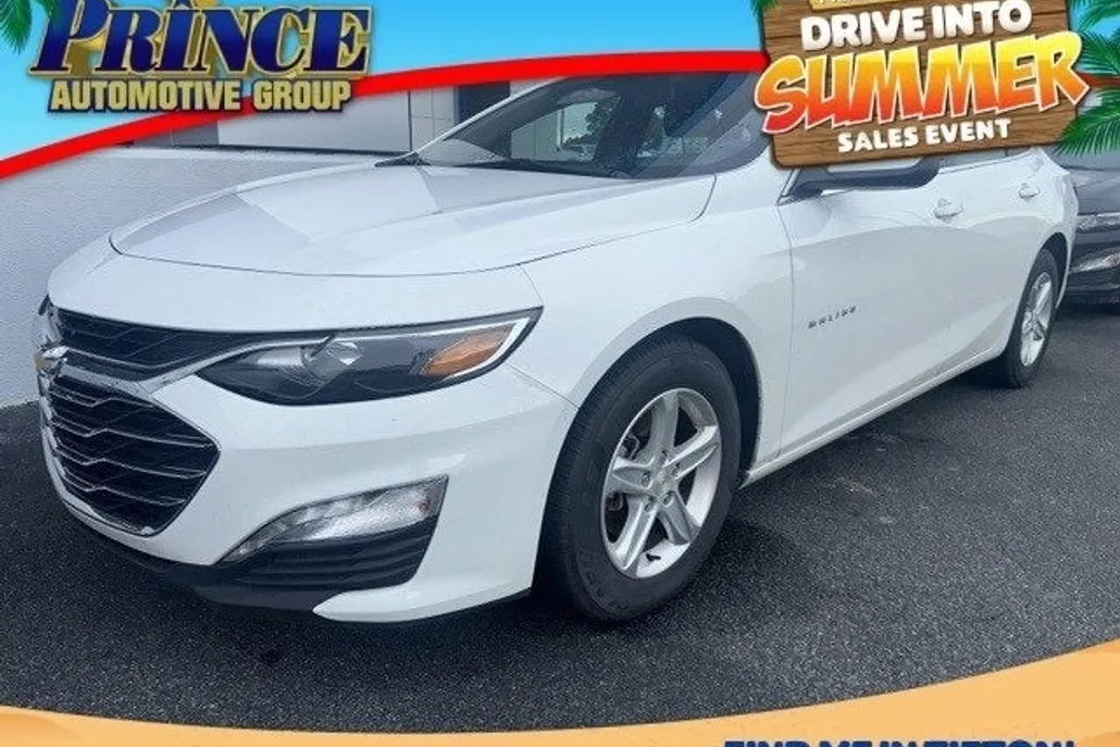 2024 Chevrolet Malibu 1LT photo 1