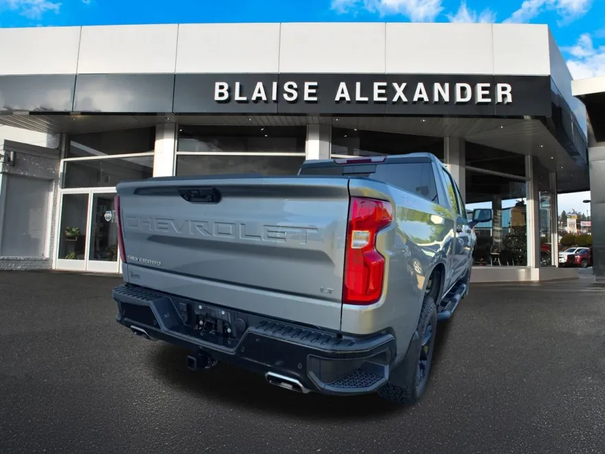 2023 Chevrolet Silverado 1500 LT Trail Boss photo 1