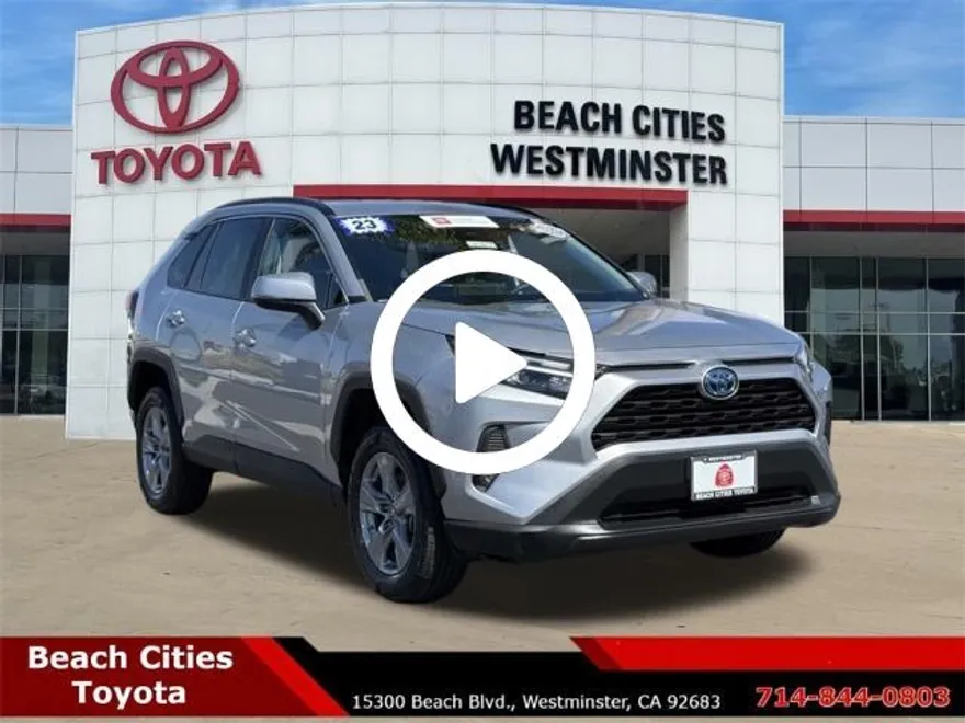 2023 Toyota RAV4 Hybrid LE photo 1