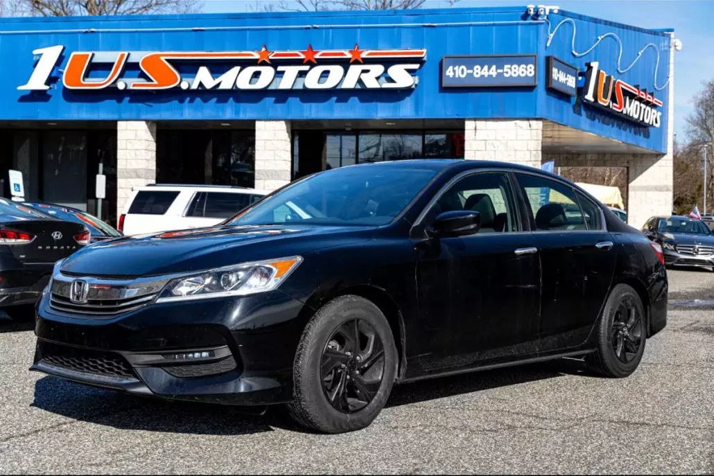 2017 Honda Accord LX photo 1