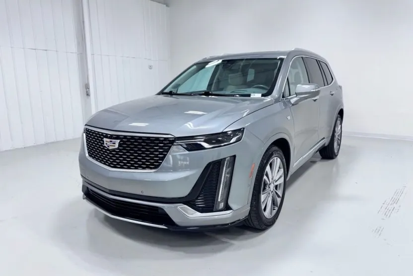 2023 Cadillac XT6 Premium Luxury photo 1