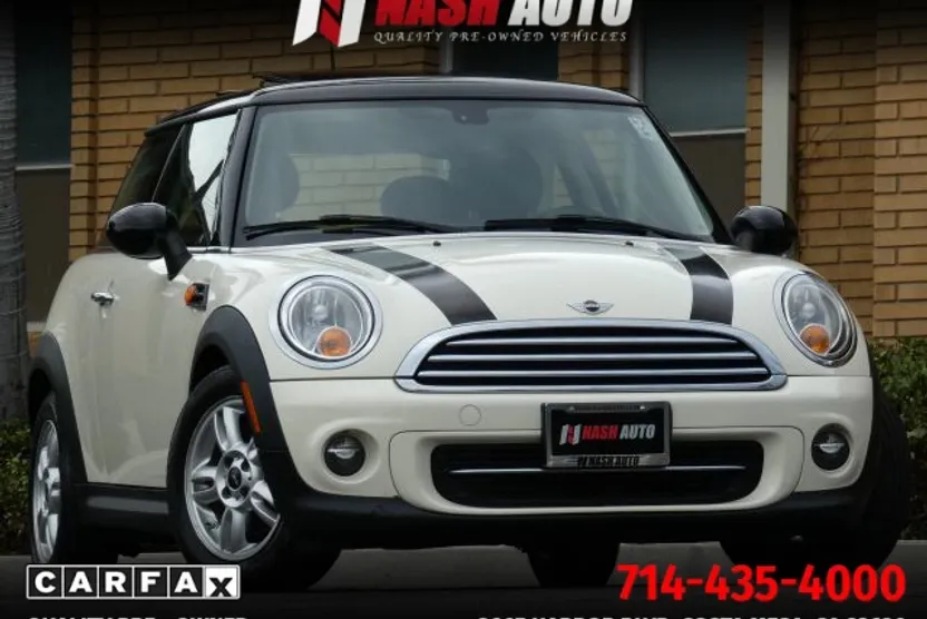 2013 Mini Cooper Hardtop photo 1