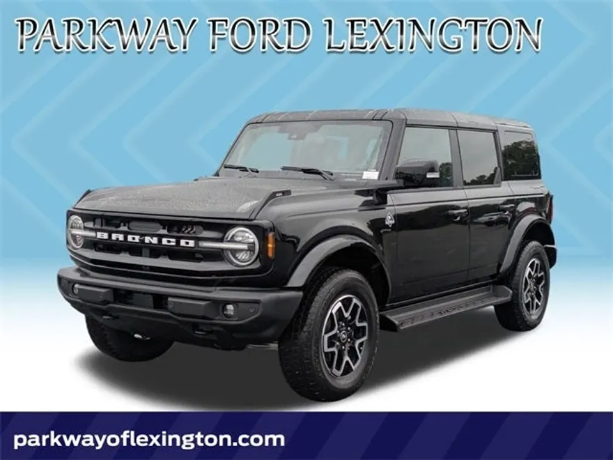 2025 Ford Bronco Outer Banks photo 1