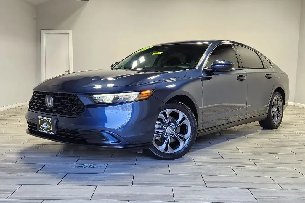 2023 Honda Accord EX photo 1