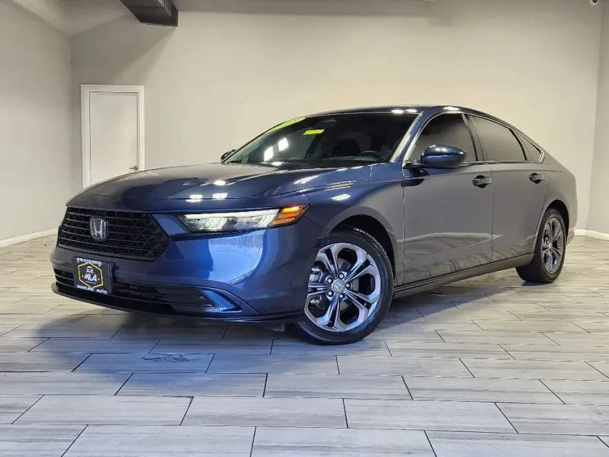 2023 Honda Accord EX photo 1