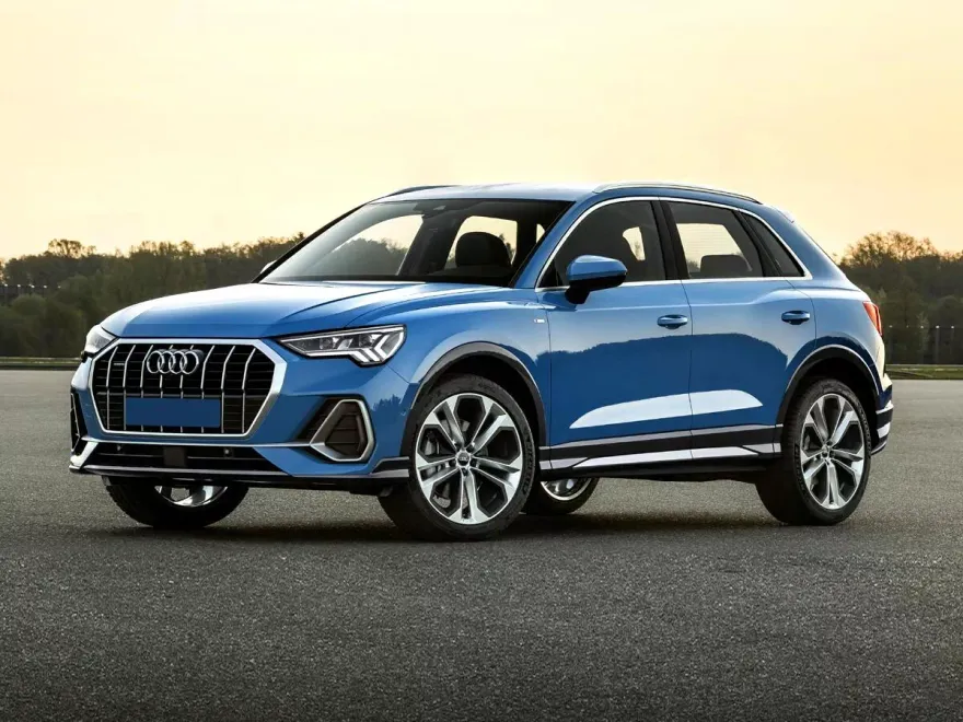 2022 Audi Q3 S line Premium 45 TFSI photo 1