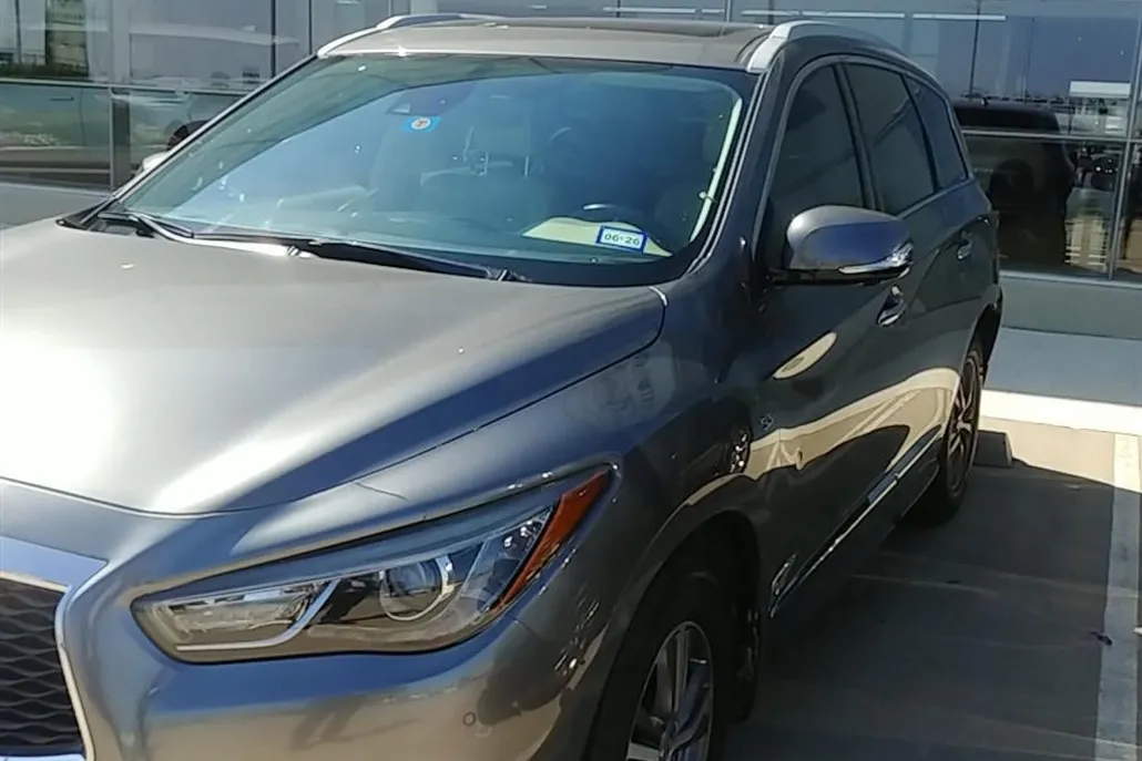 2020 Infiniti QX60 Luxe photo 1