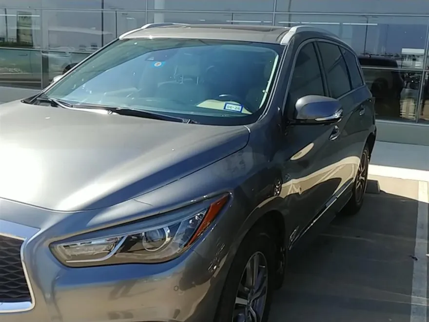 2020 Infiniti QX60 Luxe photo 1