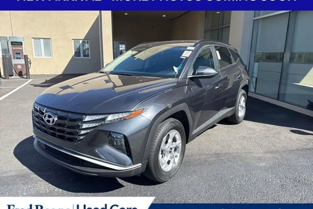 2022 Hyundai Tucson SEL photo 1