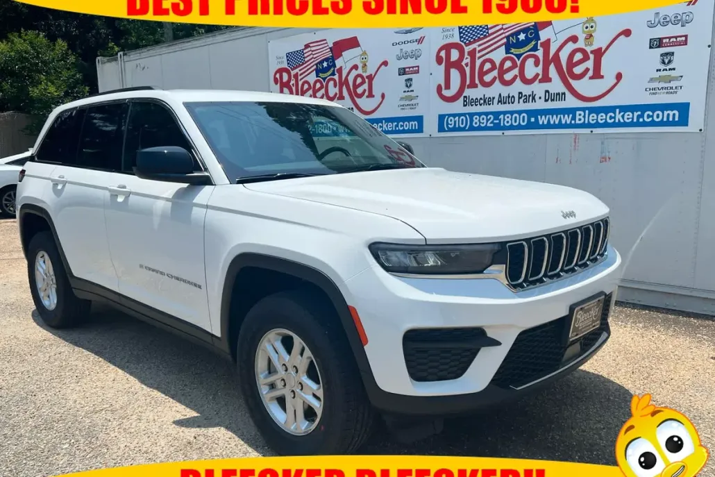 2025 Jeep Grand Cherokee Laredo photo 1