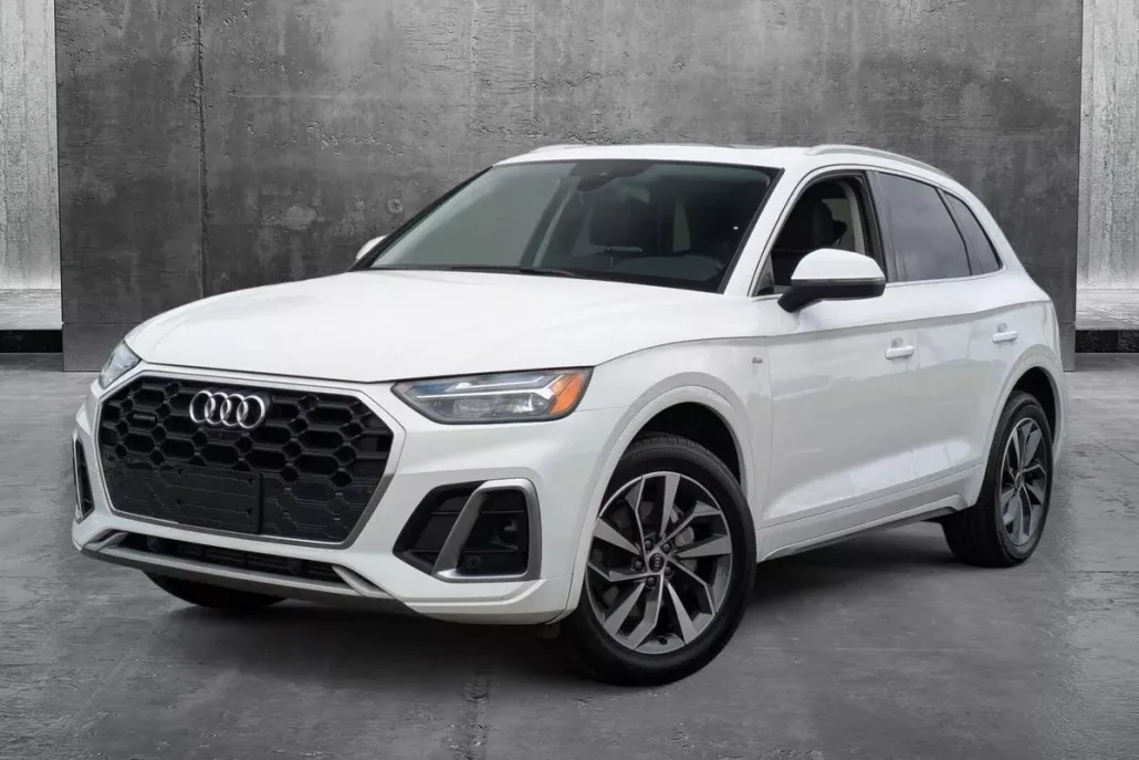 2023 Audi Q5 45 S line Premium photo 1