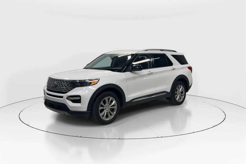 2023 Ford Explorer Limited photo 1